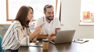 couple paying